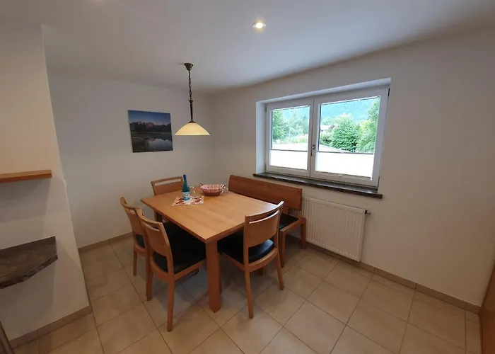 Paar Apartment *