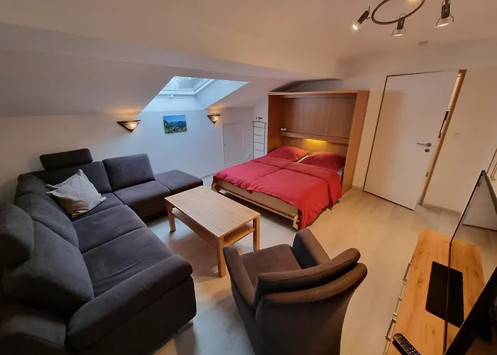 Paar Apartment *