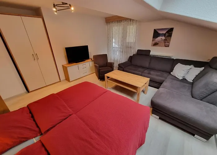 Paar Apartment *